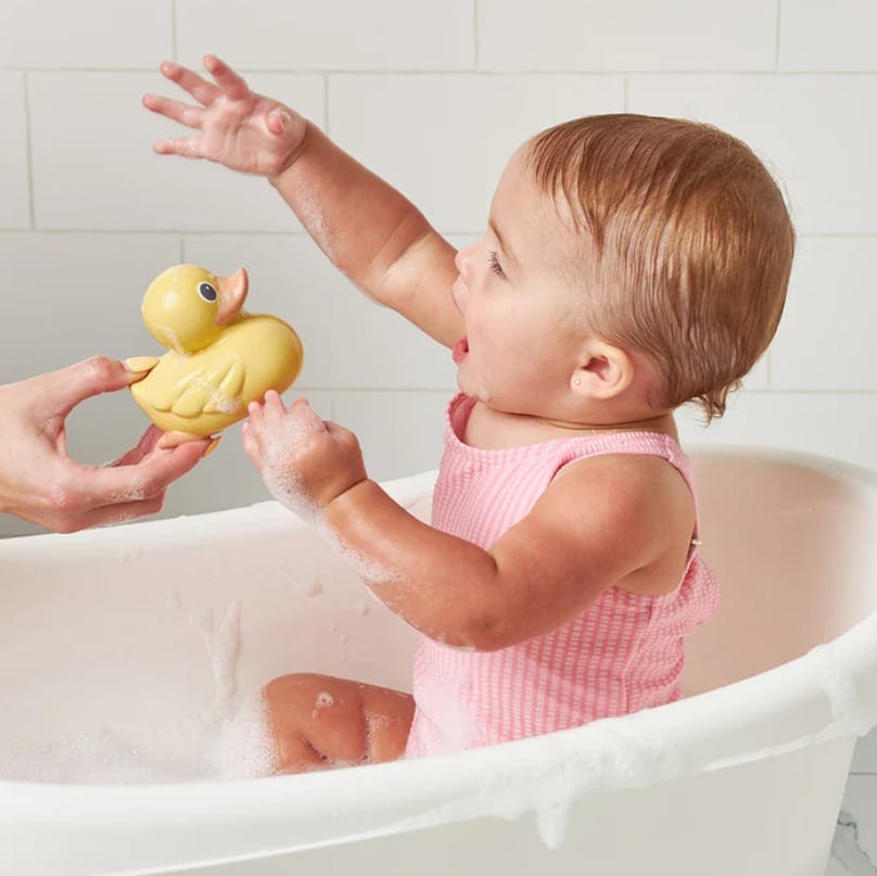 itzy-ducky-family-bath-toy-set-2.jpg