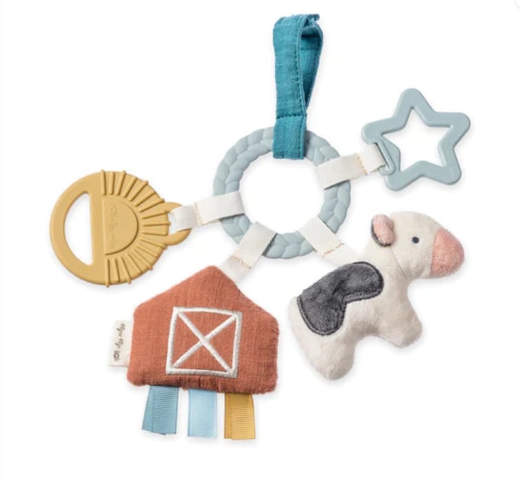 bitzy-busy-gift-set-cow-itzy-lovey-farm-bitzy-busy-ring-5.jpg