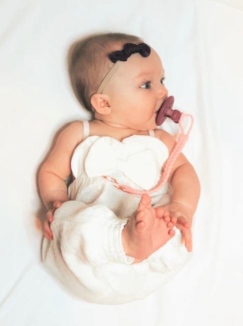 sweetie-strap-pacifier-clip-hazelnut-8.jpg