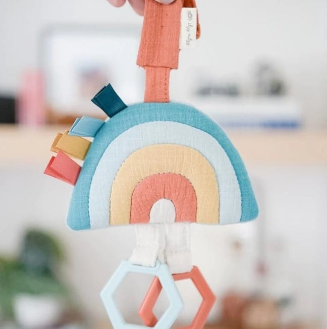 bitzy-bespoke-ritzy-jingle-attachable-travel-toy-rainbow-2.jpg