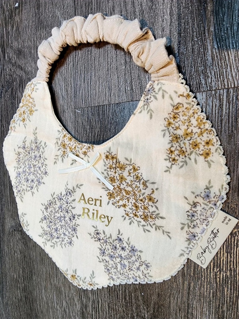 soft-cotton-bibs-baby-name-lavender-5.jpg