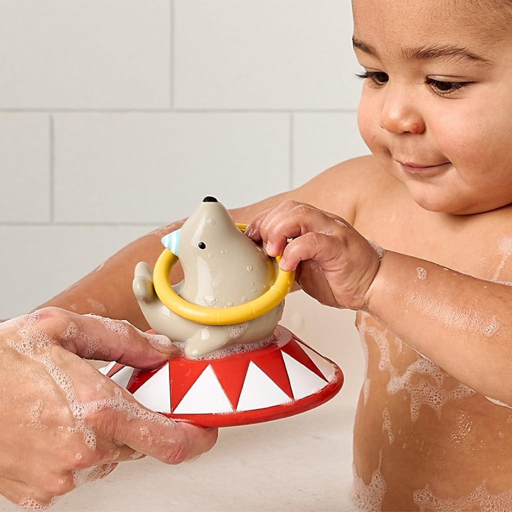 itzy-ring-toss-bath-toy-4.jpg