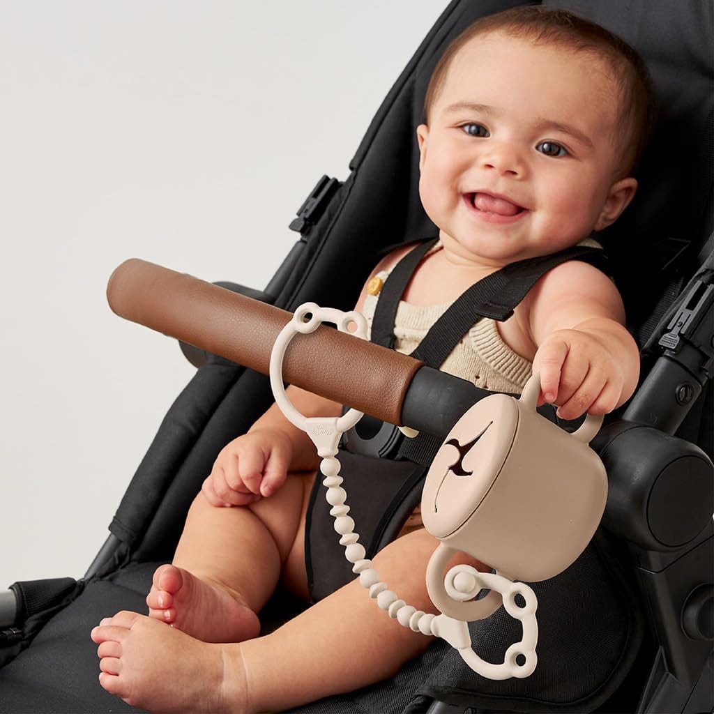 itzy-strap-silicone-baby-tether-for-toys-snack-cups-11.jpg