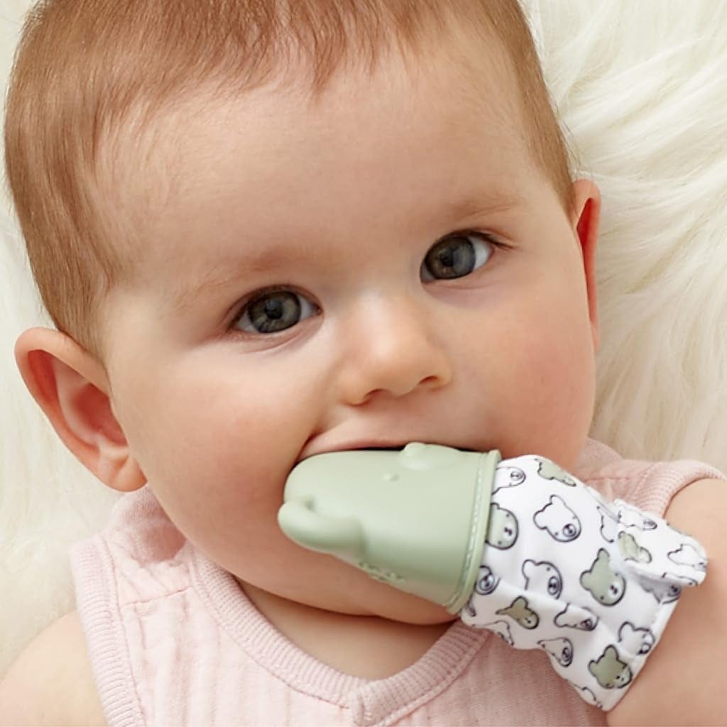 itzy-mitt-teething-mittens-sage-green-bear-2.jpg