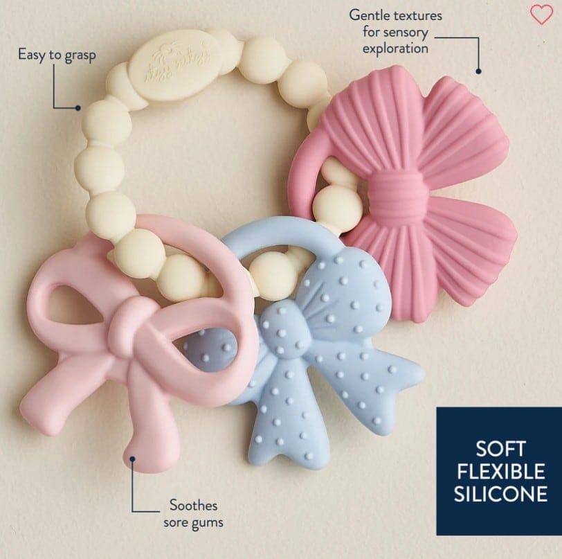 itzy-trio-sweetie-bows-silicone-teether-2.jpg
