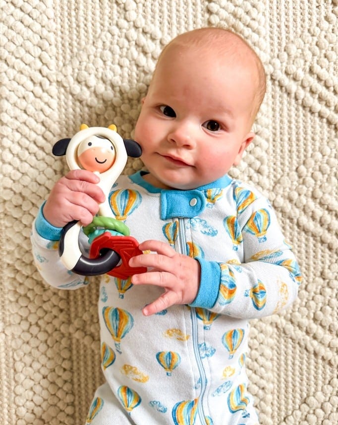 itzy-spinner-rattle-2.jpg